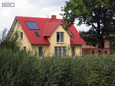 Haus zum Kauf Provisionsfrei Zwangsversteigerung 160.000 € 167 m² 489 m² Grundstück Osterode Osterode 37520