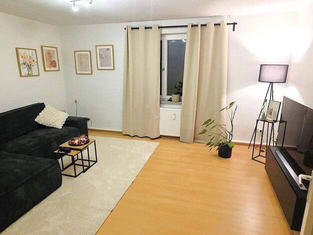 Wohnung zur Miete 495 € 2,5 Zimmer 64 m² 1. Geschoss frei ab 01.02.2026 Oeslau Rödental 96472