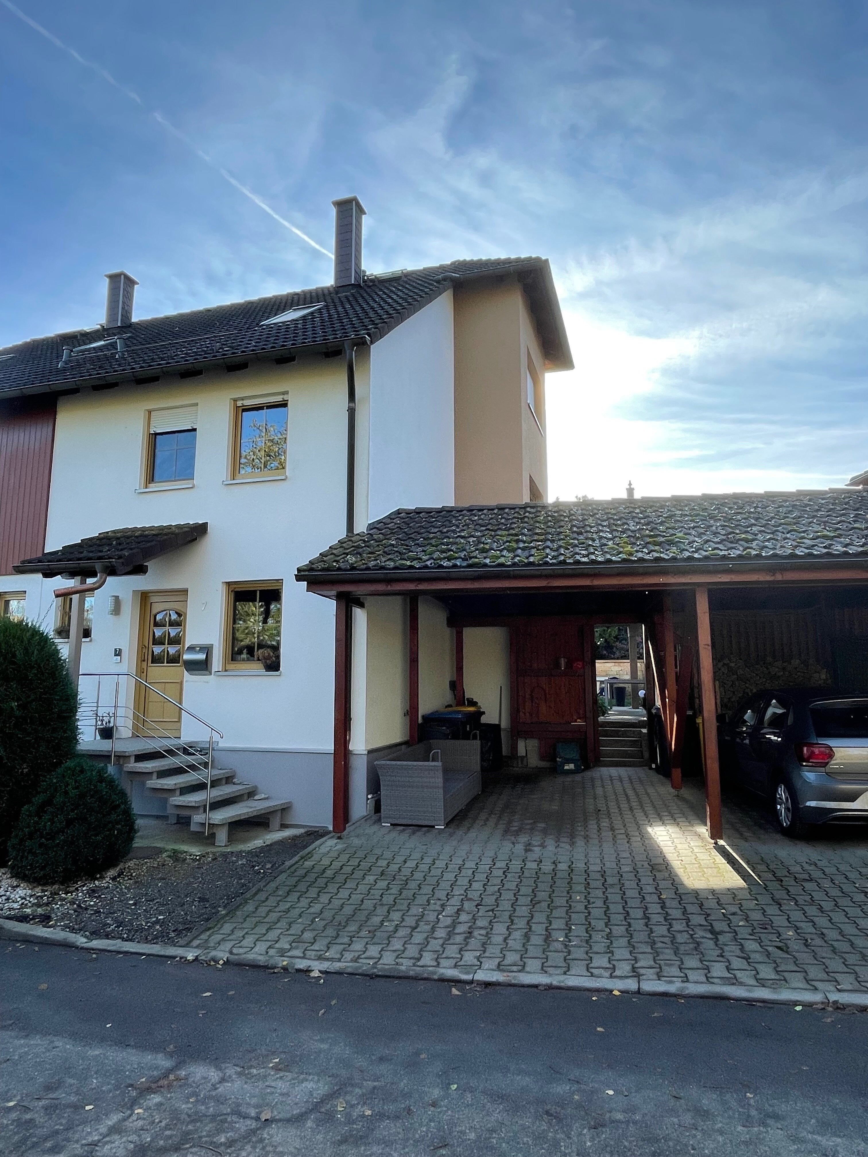 Reihenendhaus zum Kauf 349.000 € 6 Zimmer 140,7 m²<br/>Wohnfläche 240 m²<br/>Grundstück 01.01.2025<br/>Verfügbarkeit Dittmannsdorf Gornau/Erzgeb. 09573