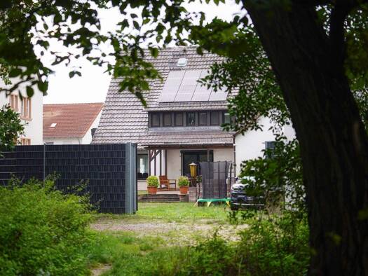 Einfamilienhaus zum Kauf 590.000 € 5 Zimmer 180 m² 526 m² Grundstück frei ab sofort Bobstadt Bürstadt 68642