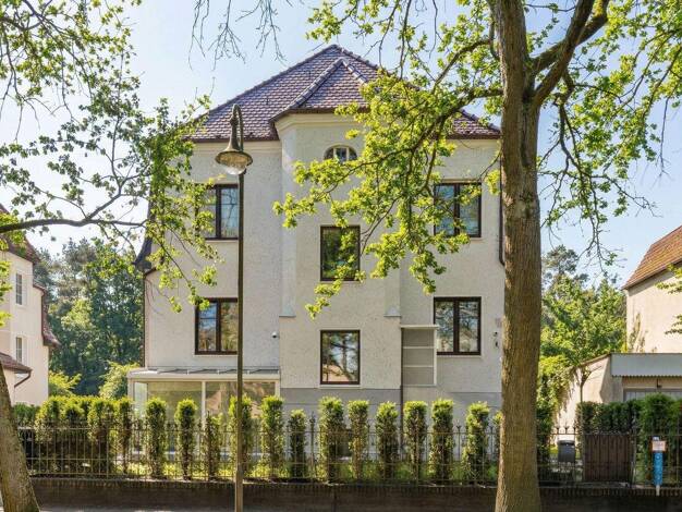 Einfamilienhaus zum Kauf 1.590.000 € 8 Zimmer 305 m² 1.127 m² Grundstück Schöneiche 15566