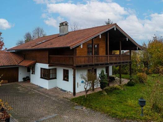 Einfamilienhaus zum Kauf 670.000 € 7 Zimmer 206 m² 672 m² Grundstück frei ab sofort Engelsberg 84549