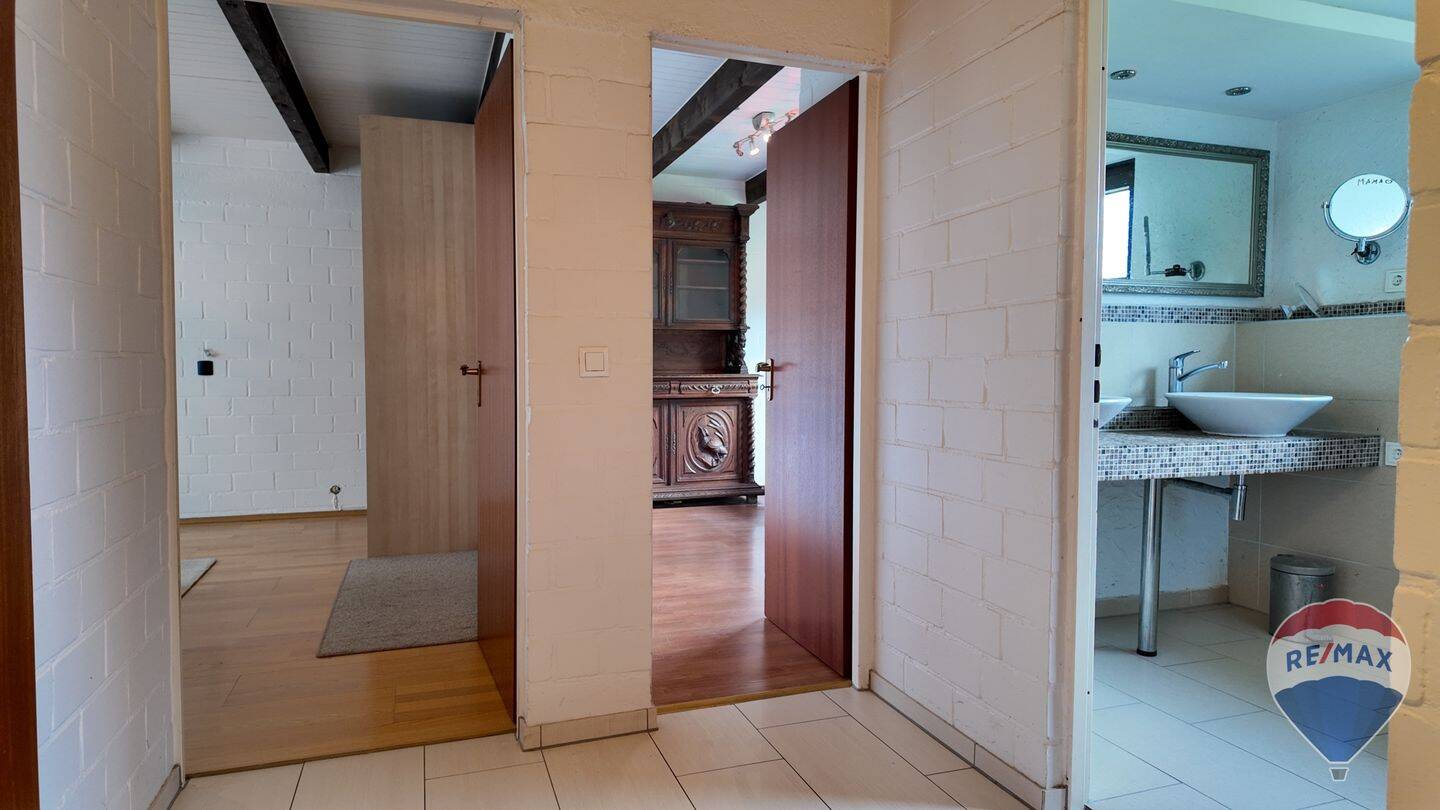 Property thumbnail 24