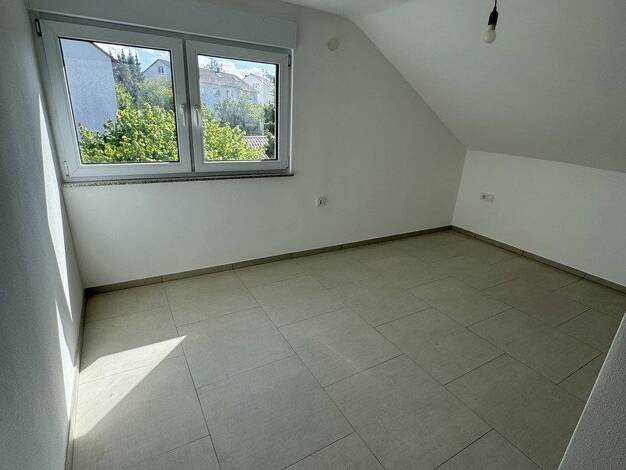 Wohnung zur Miete 1.100 € 3 Zimmer 74 m² 2. Geschoss Backnang Backnang 71522