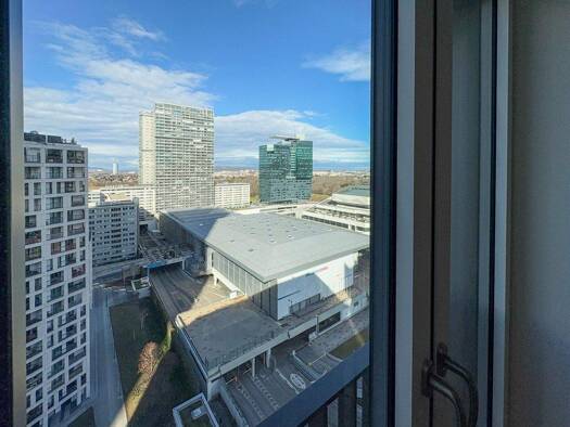 Wohnung zur Miete - Erstbezug 1.834 € 3 Zimmer 92,2 m² 16. Geschoss Wien 1220