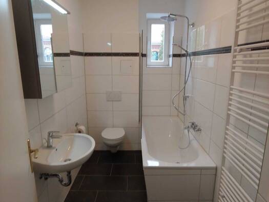 Wohnung zur Miete 886 € 4 Zimmer 114 m² 4. Geschoss frei ab sofort Schleiermacherstr. 9 Stadtfeld Ost Magdeburg 39108