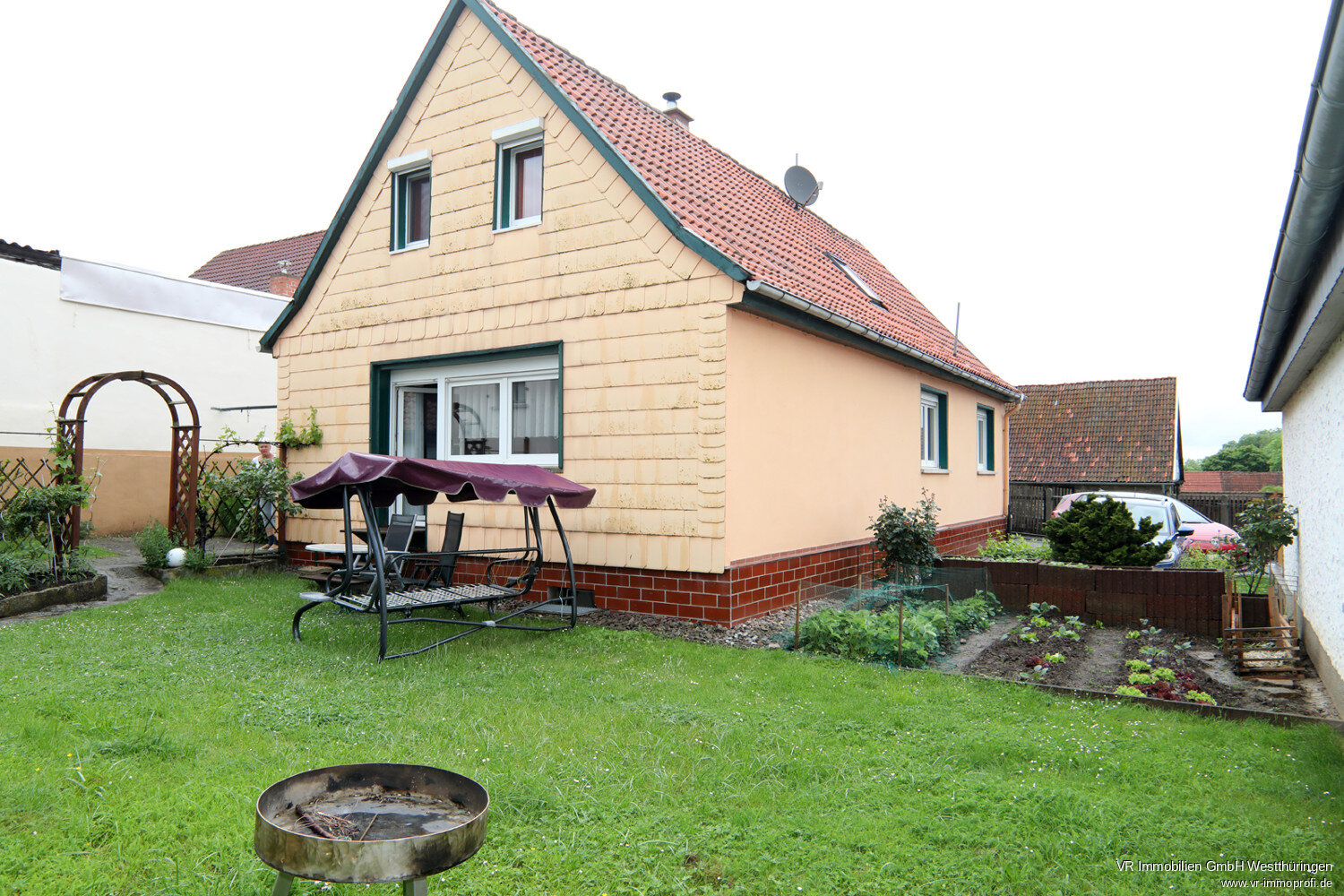 Einfamilienhaus zum Kauf 160.000 € 5 Zimmer 133 m²<br/>Wohnfläche 410 m²<br/>Grundstück Aschara Bad Langensalza / Aschara 99947