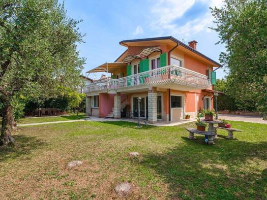 Haus zum Kauf 1.150.000 € 10 Zimmer 250 m² 900 m² Grundstück Via Madonnina 2 lazise 37017
