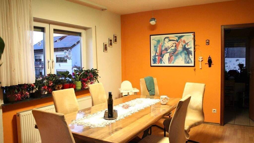 Wohnung zum Kauf 255.000 € 4,5 Zimmer 104 m² 1. Geschoss Langenbrücken Bad Schönborn 76669