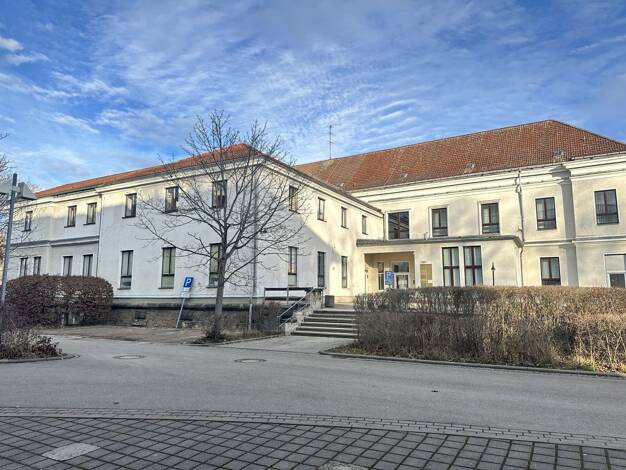 Sonstiges zum Kauf 290.000 € 3.807 m² Grundstück Werdauer Straße 66 Marienthal Zwickau 08060