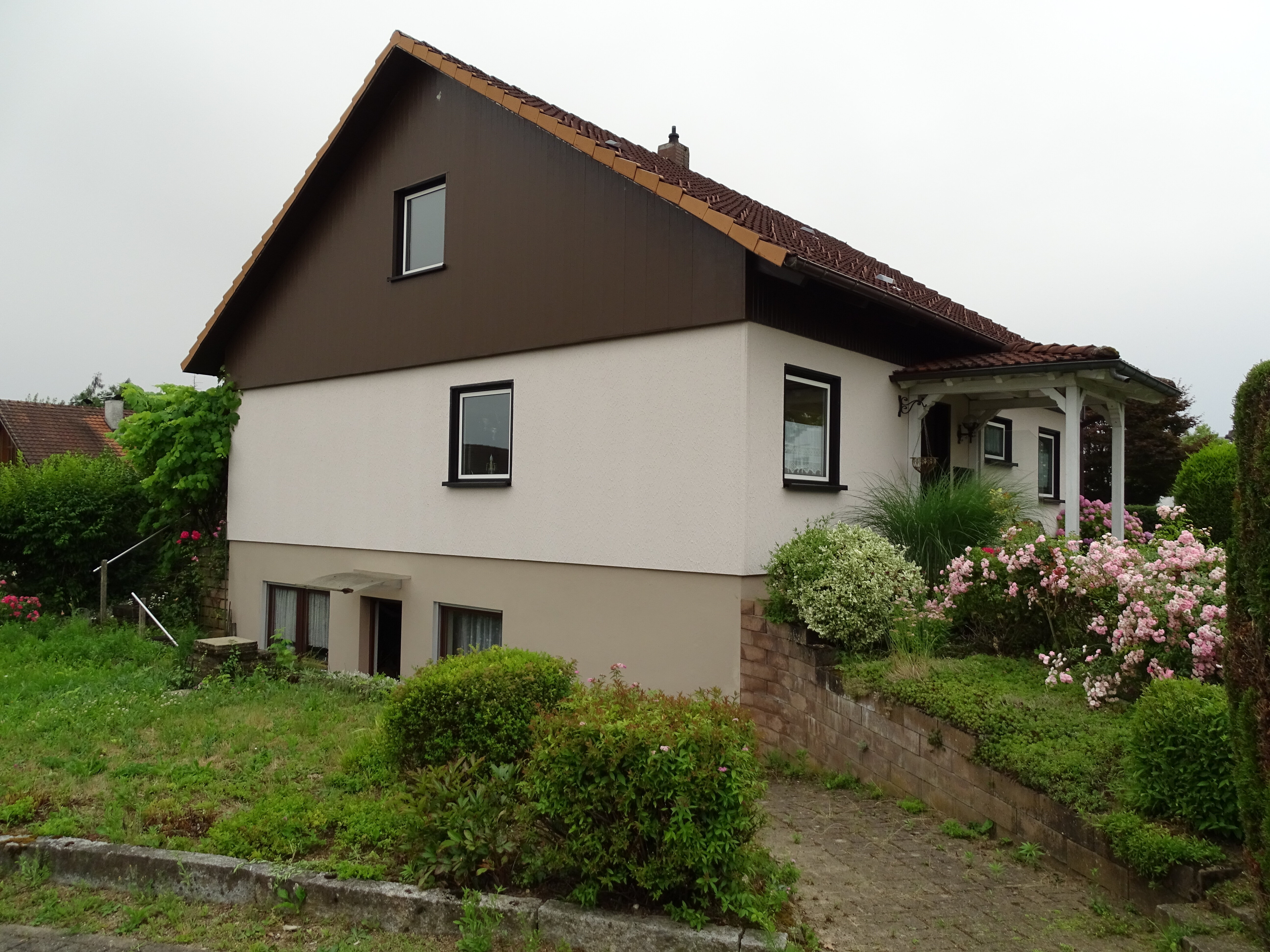 Einfamilienhaus zum Kauf provisionsfrei 395.000 € 3 Zimmer 103 m²<br/>Wohnfläche 581 m²<br/>Grundstück Waldshut Waldshut-Tiengen 79761