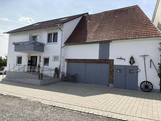 Mehrfamilienhaus zum Kauf 472.000 € 8 Zimmer 210 m² 790 m² Grundstück frei ab sofort Stetten Achstetten 88480