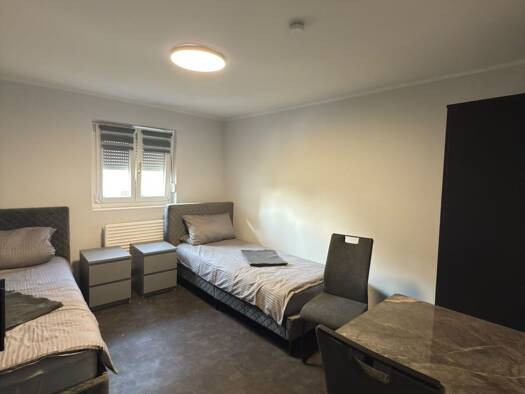 WG-Zimmer zur Miete 1.200 € 25 m² frei ab sofort Aubing-Lochhausen-Langwied München 81243