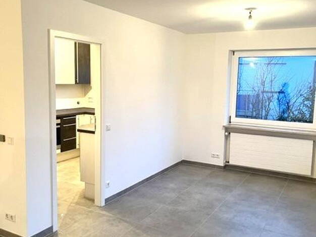 Wohnung zur Miete 1.100 € 3,5 Zimmer 94 m² 1. Geschoss frei ab 01.07.2026 Jesingen Kirchheim unter Teck 73230