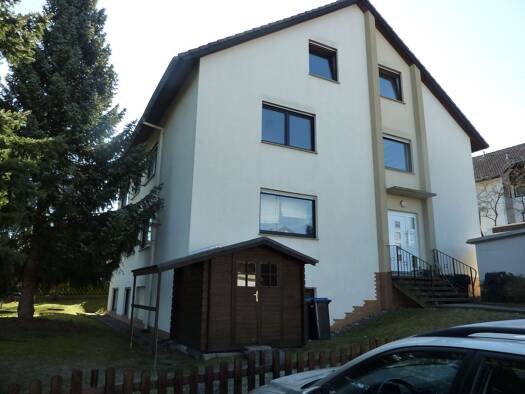 Wohnung zur Miete 590 € 3 Zimmer 90 m² 3 Geschosse frei ab 01.04.2026 Bad Hersfeld 36251