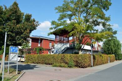 Einfamilienhaus zum Kauf 698.000 € 8 Zimmer 250 m² 503 m² Grundstück Leeheim Riedstadt 64560