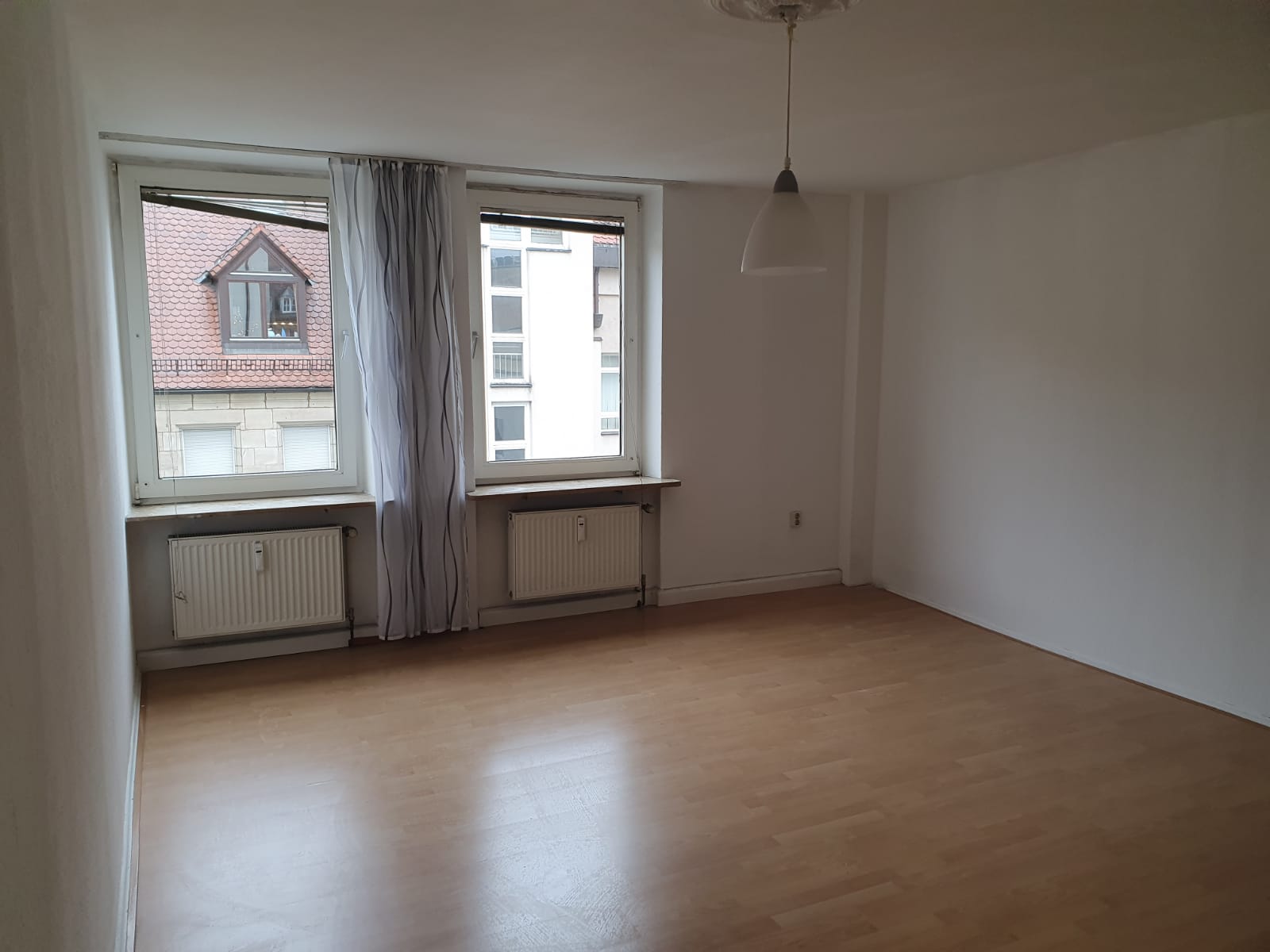 Wohnung zur Miete 500 € 1 Zimmer 50 m²<br/>Wohnfläche 2.<br/>Geschoss 01.03.2025<br/>Verfügbarkeit Altstadt / St. Lorenz Nürnberg 90402