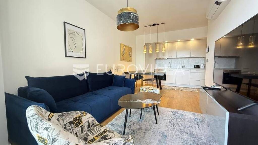Wohnung zur Miete 1.200 € 2 Zimmer 66 m² 3. Geschoss Centar Center