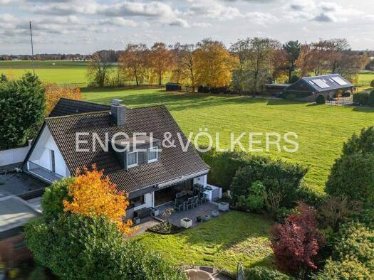 Einfamilienhaus zum Kauf 675.000 € 6,5 Zimmer 211 m² 647 m² Grundstück Forstwaldstraße 748 Forstwald Krefeld 47804