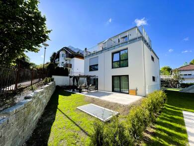Wohnung zur Miete 1.890 € 5 Zimmer 112 m² 3. Geschoss frei ab 01.08.2025 Traunstein Traunstein 83278
