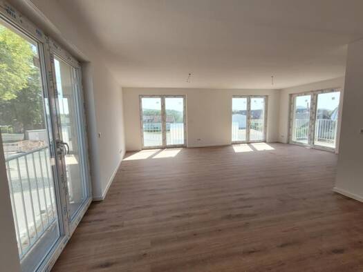 Wohnung zum Kauf - Erstbezug 529.380 € 3,5 Zimmer 147 m² Geschoss EG/3 frei ab 01.10.2026 Mönchröden Rödental 96472