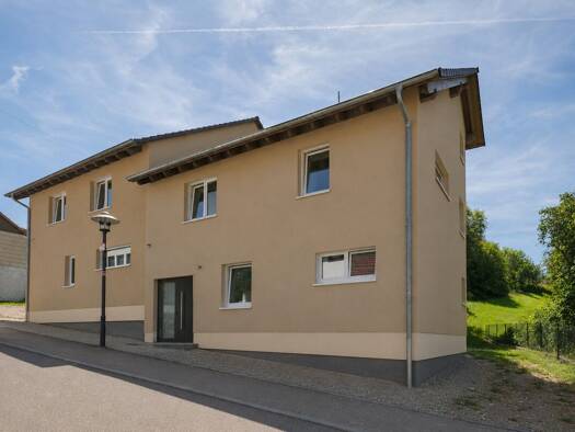 Doppelhaushälfte zum Kauf 480.000 € 5 Zimmer 155,4 m² 252 m² Grundstück Fluorn Fluorn-Winzeln 78737