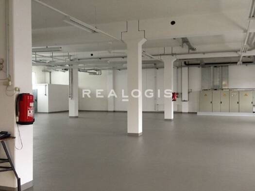 Halle/Industriefläche zur Miete - Erstbezug 2.800 m² Lagerfläche teilbar ab 890 m² Haselhorst Berlin 13599