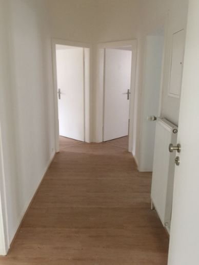 Wohnung zur Miete 890 € 3 Zimmer 87 m²<br/>Wohnfläche 1.<br/>Geschoss 01.02.2025<br/>Verfügbarkeit Theodor-Fliedner-Str. 1 Schönfeld Kassel 34121