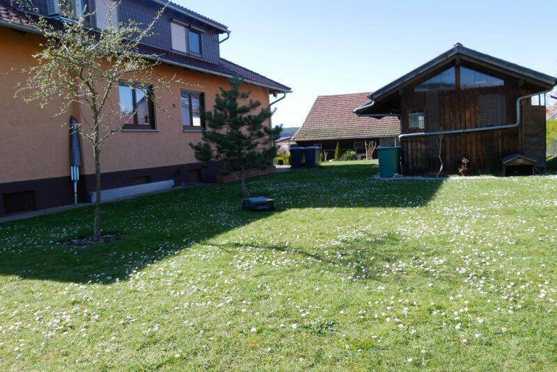 Immobilie in Seßlach - Dreifamilienwohnhaus mit neuwertiger PV Anlage - Bild 2