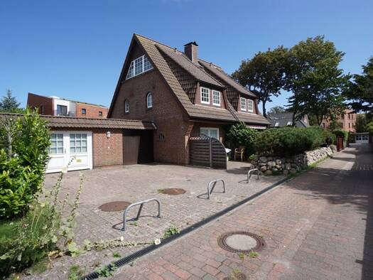 Einfamilienhaus zum Kauf 1.595.000 € 10 Zimmer 248 m² 445 m² Grundstück Westerland Sylt 25980