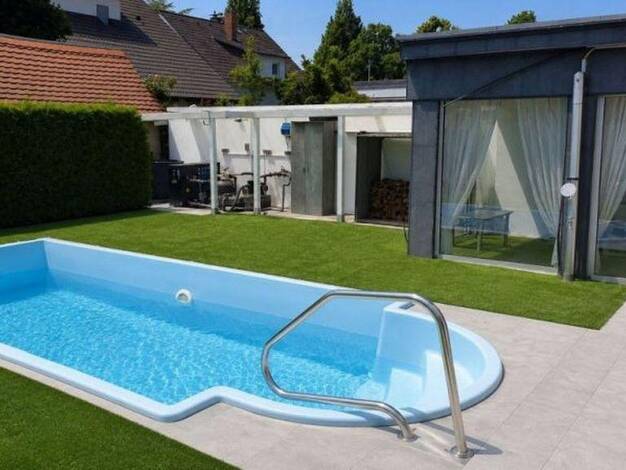 Mehrfamilienhaus zum Kauf provisionsfrei 1.395.000 € 8 Zimmer 242 m² 451 m² Grundstück Friedrichsdorf Friedrichsdorf 61381