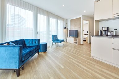 Wohnung zur Miete 2.161 € 2 Zimmer 59,8 m² 6. Geschoss Tunzhofer Straße 9 Heilbronner Straße Stuttgart 70191