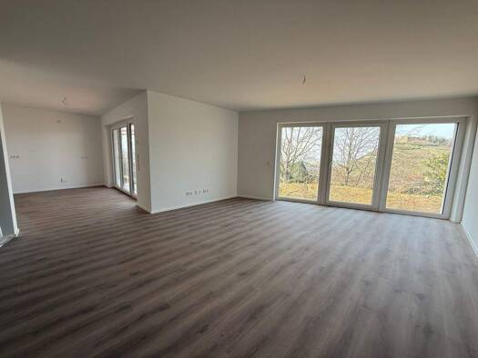 Wohnung zur Miete 1.720 € 3 Zimmer 111 m² EG frei ab sofort Alois-Schnorr-Straße Staufen Staufen im Breisgau 79219