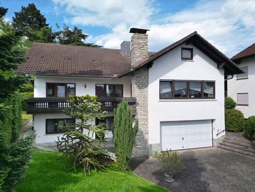 Einfamilienhaus zum Kauf 749.000 € 7 Zimmer 215 m² 910 m² Grundstück Kleinostheim 63801