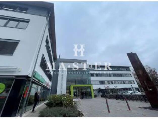 Bürofläche zur Miete 13 € 540 m² Bürofläche teilbar ab 204 m² Neumarkt 92318