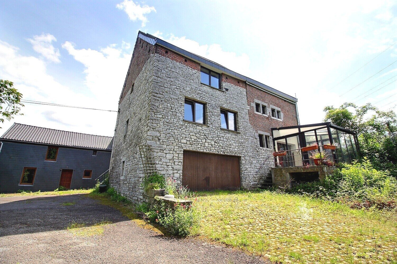 Haus zum Kauf provisionsfrei 549.000 € 13 Zimmer 600 m²<br/>Wohnfläche 3.000 m²<br/>Grundstück ab sofort<br/>Verfügbarkeit Petit-Rechain Verviers 4800