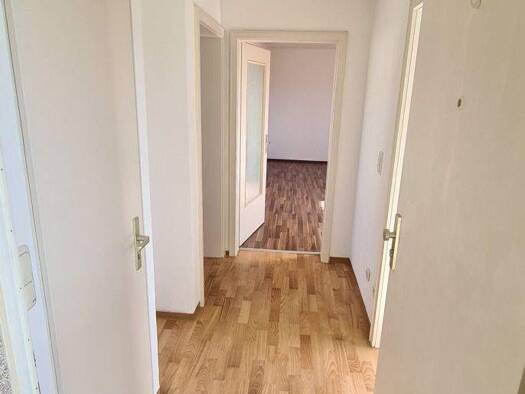 Wohnung zur Miete 270 € 2 Zimmer 54,1 m² 1. Geschoss frei ab 01.11.2025 Schlesienstr. 2 Gefrees 95482