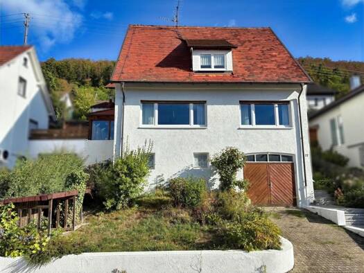Einfamilienhaus zum Kauf 249.000 € 4 Zimmer 127 m² 384 m² Grundstück Burladingen Burladingen 72393
