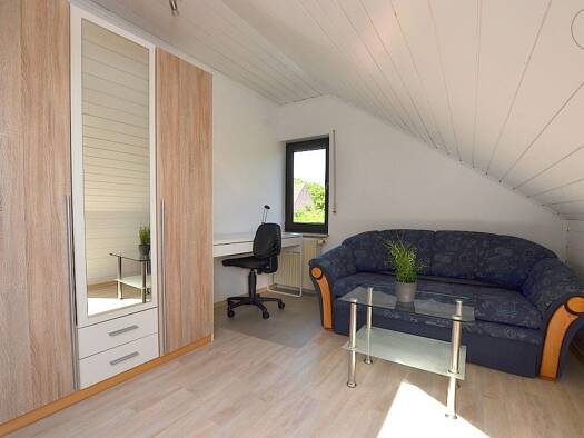 Wohnung zur Miete Wohnen auf Zeit 545 € 1 Zimmer 30 m² frei ab sofort Estenfeld Estenfeld 97230