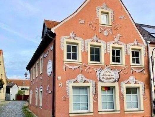 Mehrfamilienhaus zum Kauf 460.000 € 6 Zimmer 183 m² frei ab sofort Kitzingen 97318