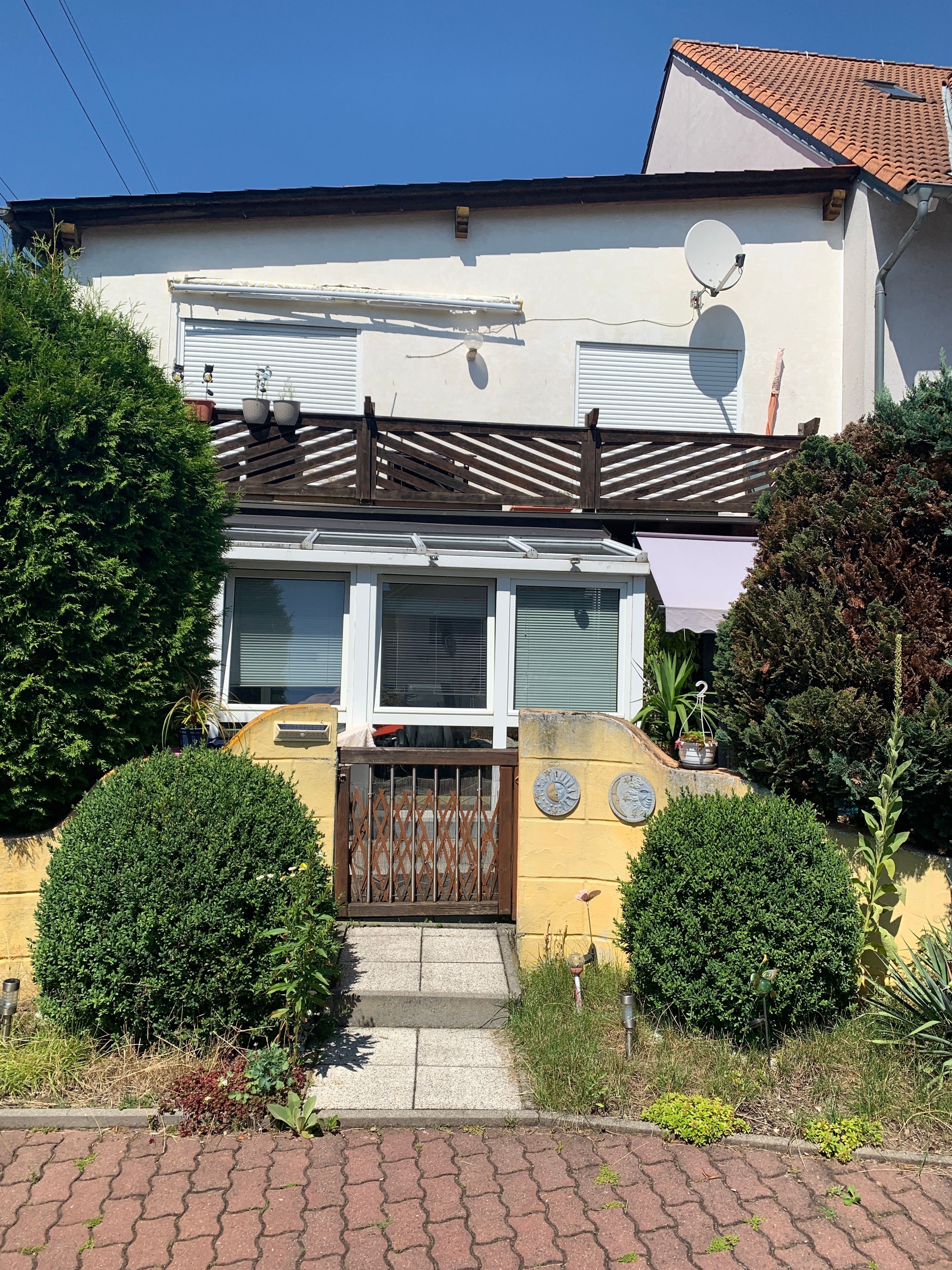 Mehrfamilienhaus zum Kauf provisionsfrei 7 Zimmer 220 m²<br/>Wohnfläche 883 m²<br/>Grundstück Nikolaus-Lenau-Ring 7 Domberg Bamberg 96050