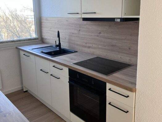Wohnung zur Miete 620 € 3 Zimmer 66,3 m² Coswig 01640