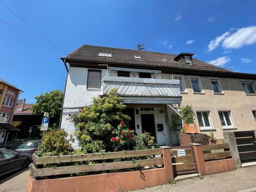 Doppelhaushälfte zum Kauf 229.000 € 6,5 Zimmer 118 m² 204 m² Grundstück Geislingen Geislingen an der Steige 73312