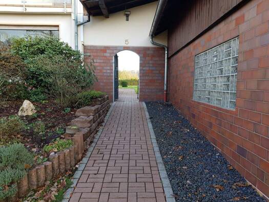 Doppelhaushälfte zum Kauf als Kapitalanlage geeignet 329.999 € 8 Zimmer 182 m² 750 m² Grundstück Höf und Haid Flieden 36103