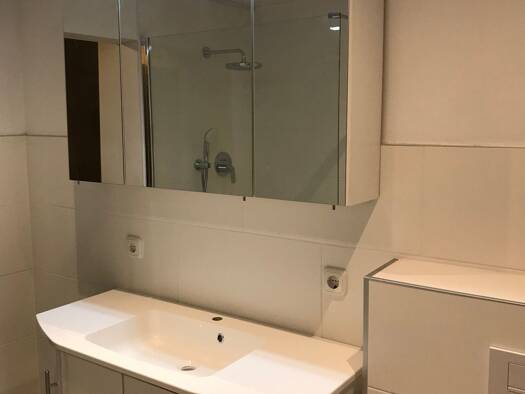 Wohnung zur Miete 550 € 2,5 Zimmer 75 m² Geschoss EG/2 frei ab 01.12.2025 Burgweg 4 Acholshausen Gaukönigshofen 97253