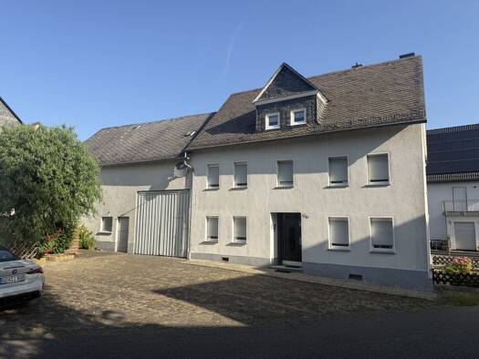 Einfamilienhaus zum Kauf 178.000 € 6 Zimmer 151 m² 490 m² Grundstück Emmelshausen 56281