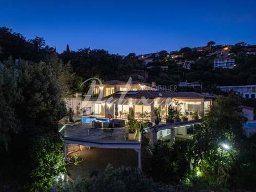 Einfamilienhaus zum Kauf 1.740.000 € 6 Zimmer 227 m² 1.055 m² Grundstück Ecarts Roquebrune-sur-Argens 83520