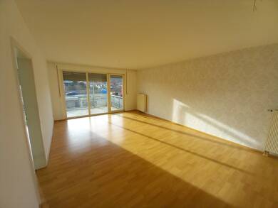 Wohnung zur Miete 500 € 2 Zimmer 77 m² 1. Geschoss frei ab sofort Anhaltiner Platz 6 Ballenstedt Ballenstedt 06493