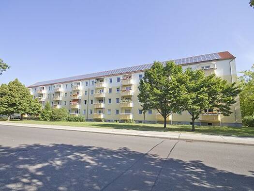 Wohnung zur Miete 494 € 4 Zimmer 68,6 m² 3. Geschoss frei ab 01.10.2026 Paul-Suhr-Str. 70 Südstadt Halle (Saale) 06130