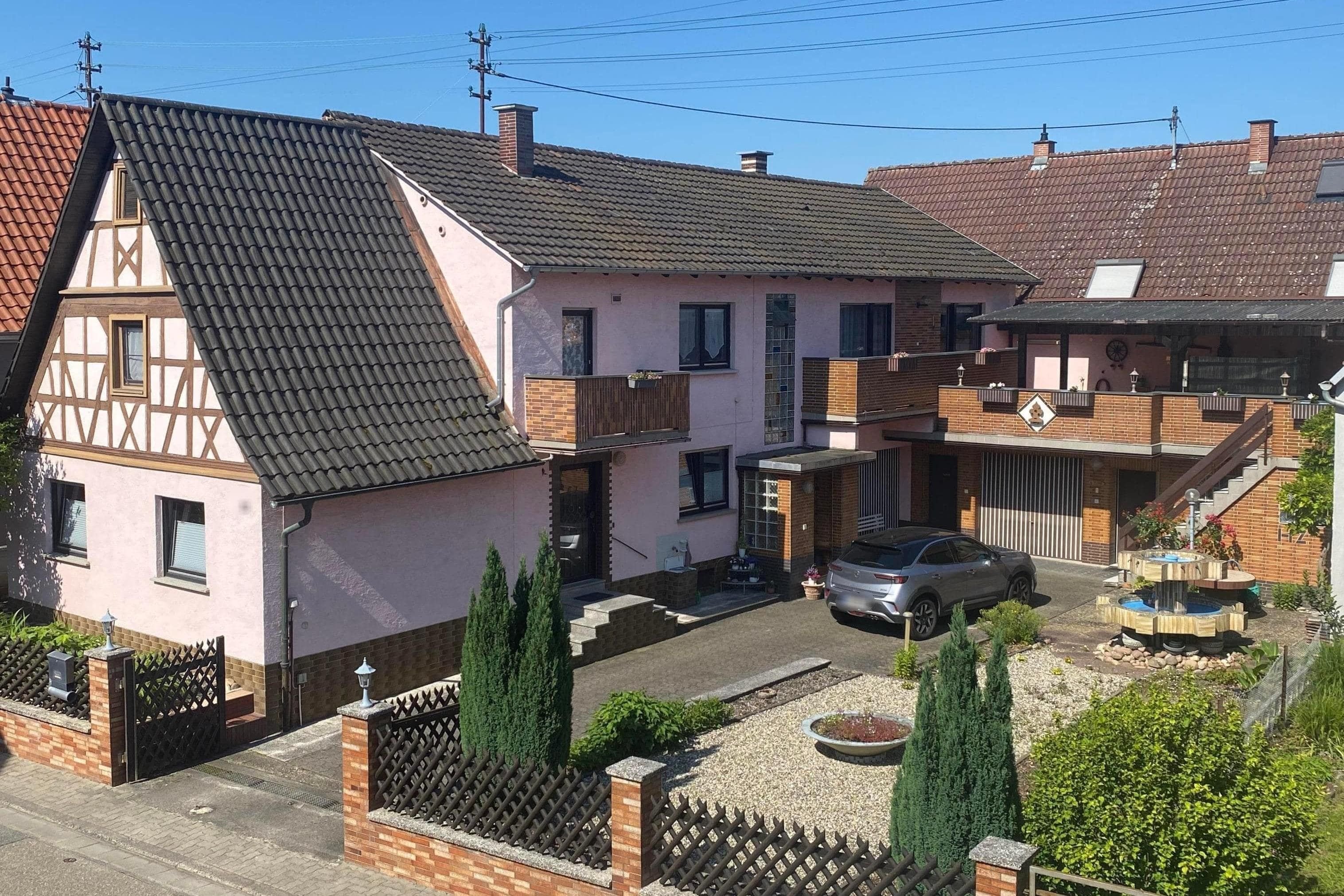 Mehrfamilienhaus zum Kauf 299.000 € 8 Zimmer 175 m²<br/>Wohnfläche 456 m²<br/>Grundstück Neuburg 76776